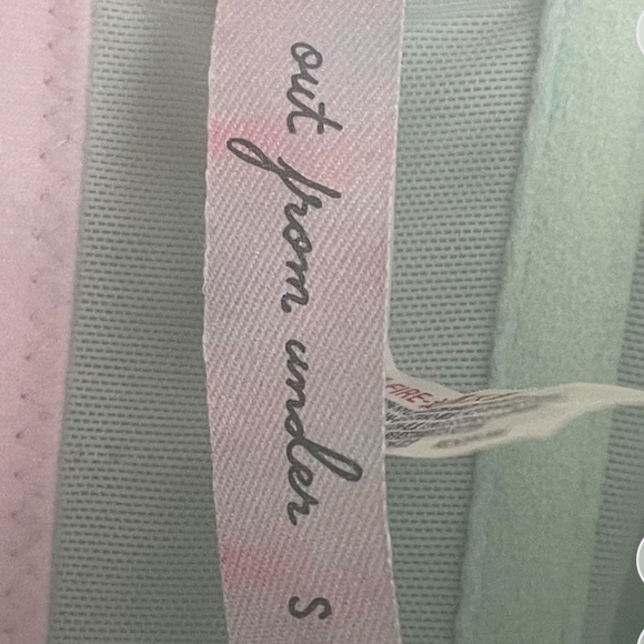 Modern Love Corset in Cotton Candy ୨୧⋆｡˚ ⋆
So pretty but too small for me! - Picture 4 of 5